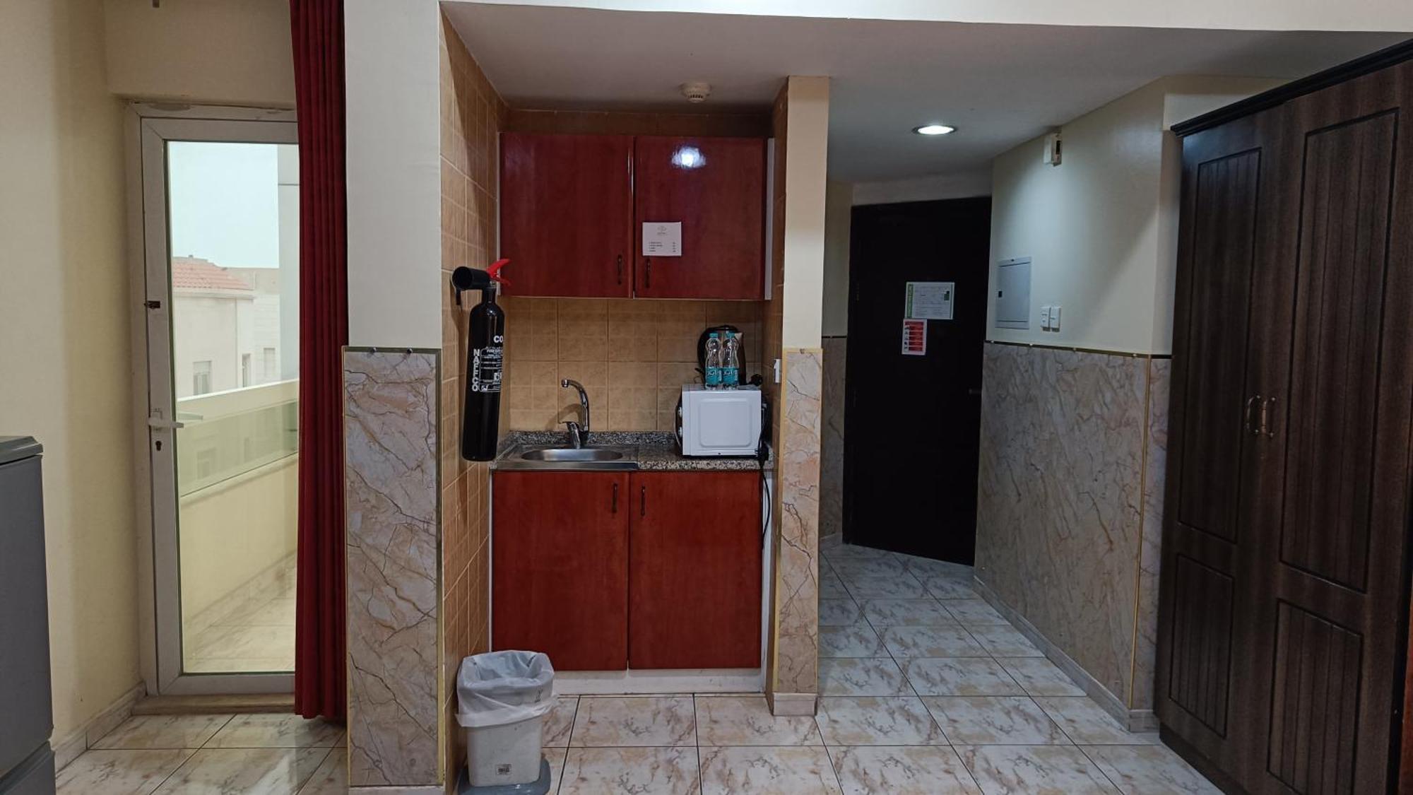 Ruwi Beach Hotel Apartments - Maha Hospitality Group Шарджа Экстерьер фото