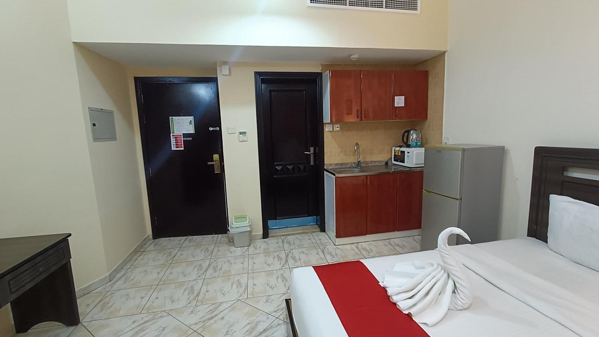 Ruwi Beach Hotel Apartments - Maha Hospitality Group Шарджа Экстерьер фото