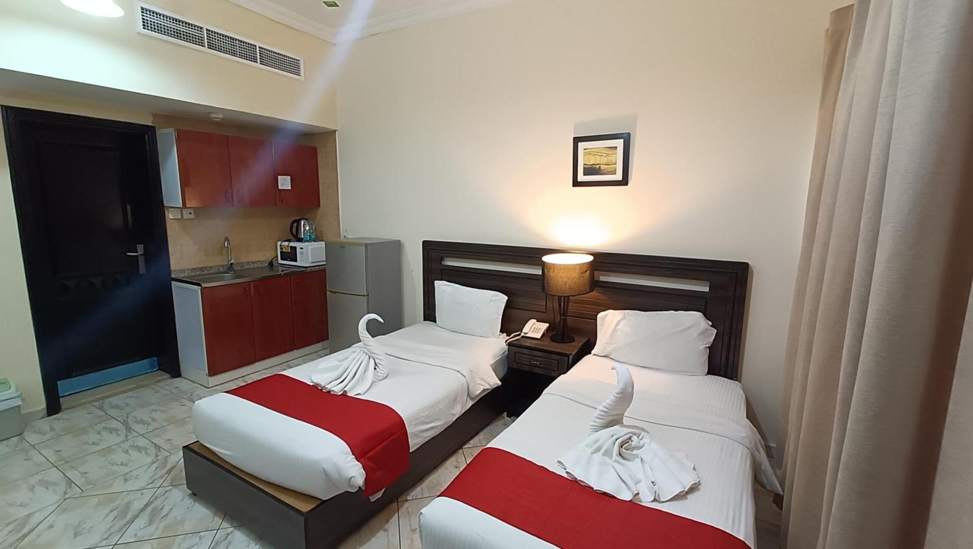 Ruwi Beach Hotel Apartments - Maha Hospitality Group Шарджа Экстерьер фото