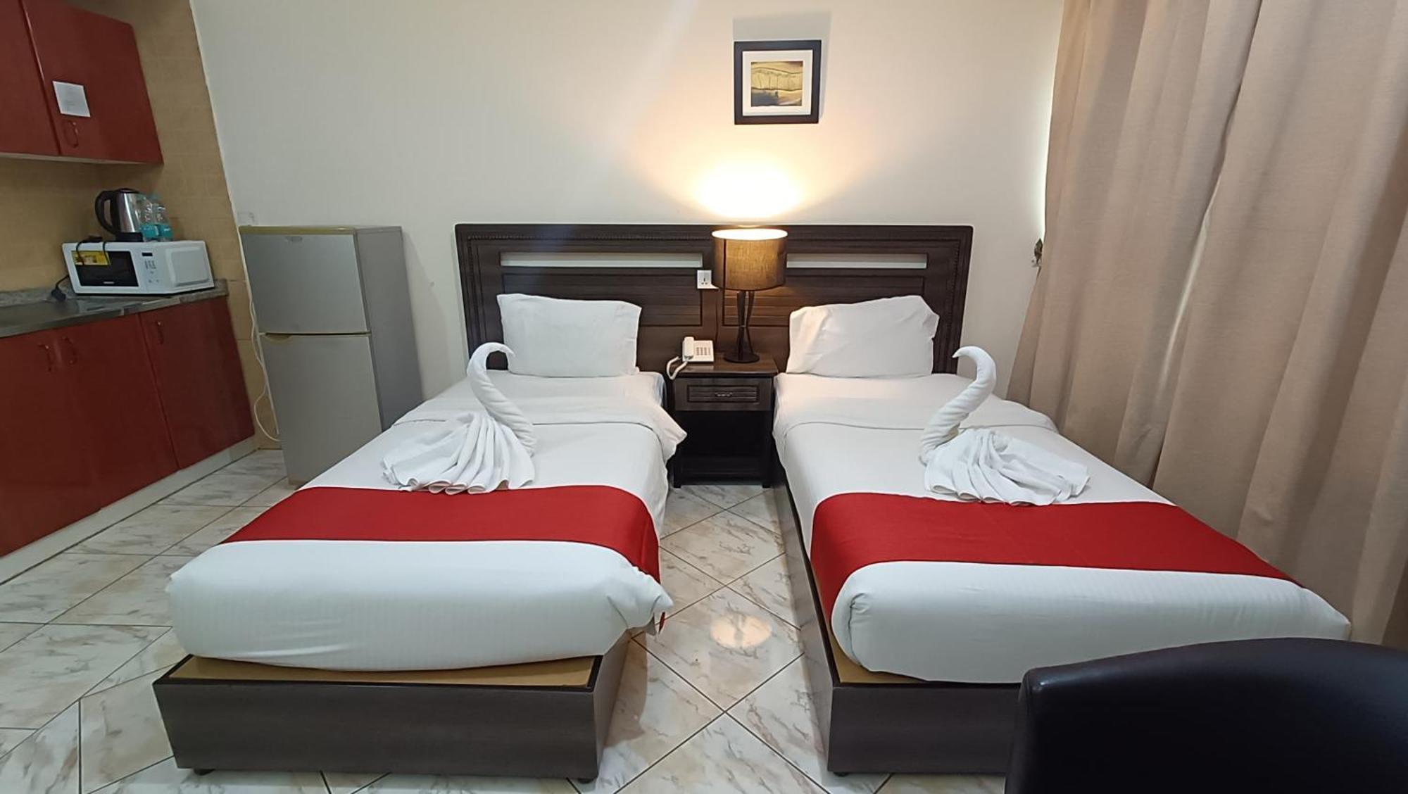 Ruwi Beach Hotel Apartments - Maha Hospitality Group Шарджа Экстерьер фото